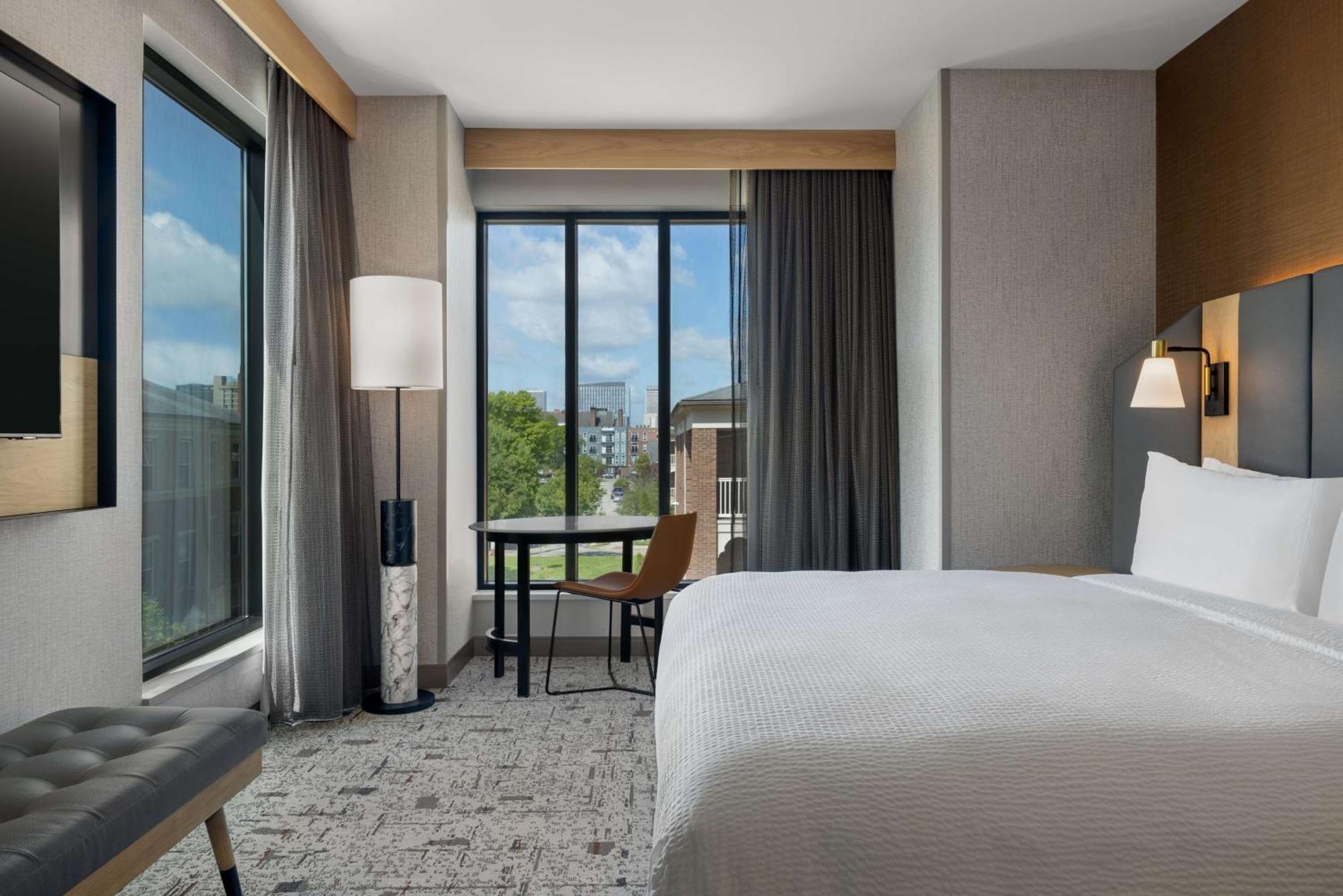 Tempo By Hilton Downtown Nulu